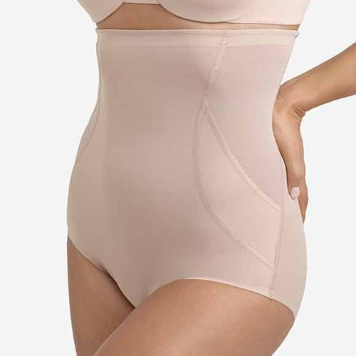 Culotte taille haute gainante FIT AND FIRM nude  en nylon Miraclesuit  - Lingerie sculptante maintien modere